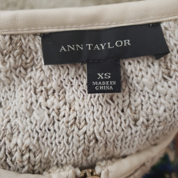 Anne taylor knit blazer - Picture 2 of 2